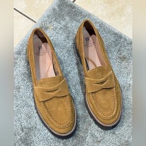 Elegant Brown Leather Slip-On Loafers